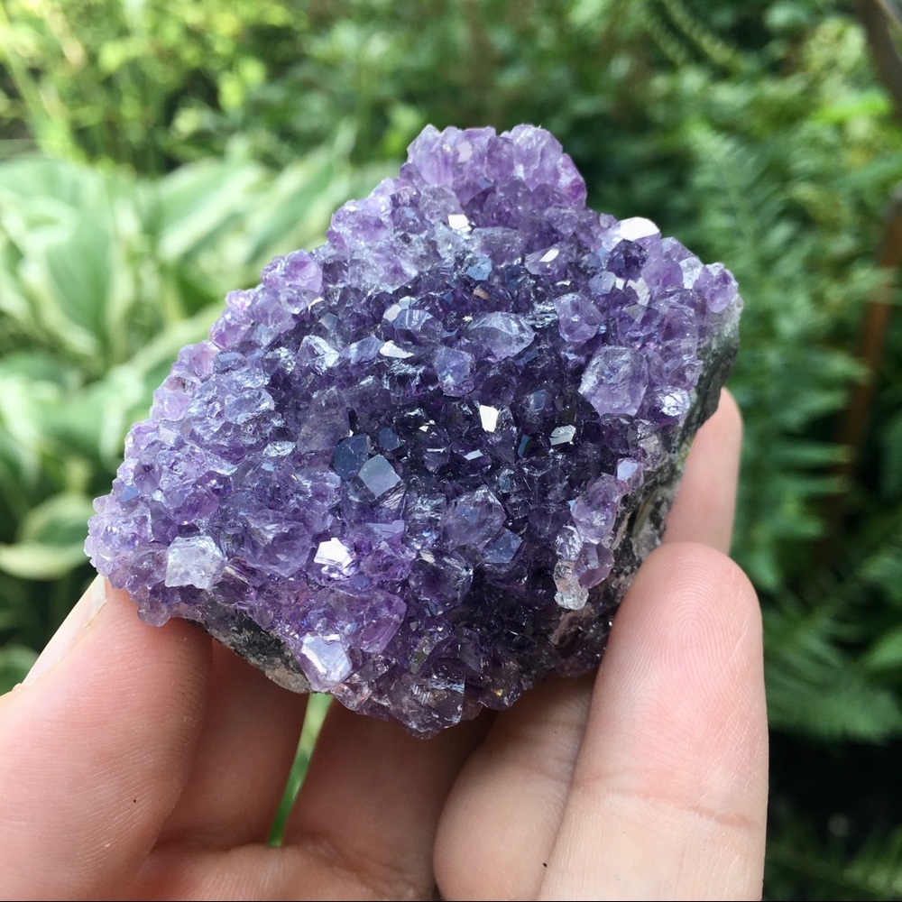 Amethyst raw geode specimen decor display
